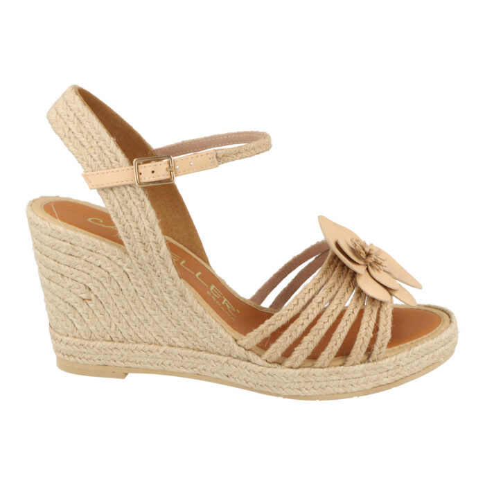 933 / Yute Camel – Tibet Ice